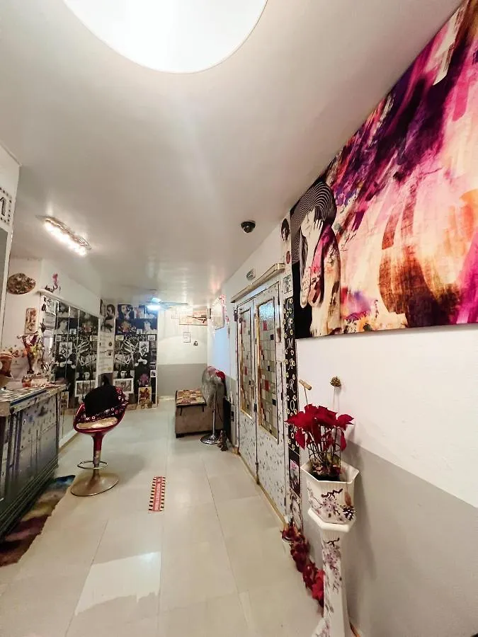 Hostal Flamenco Camaron Malaga Guest house